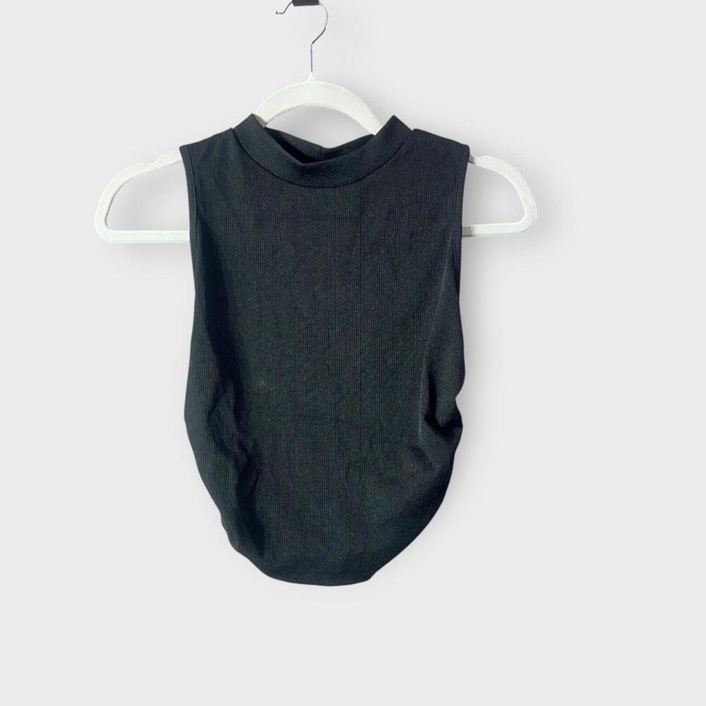 NWT Haeof Black Sleevless Top Size Small - Picture 6 of 10
